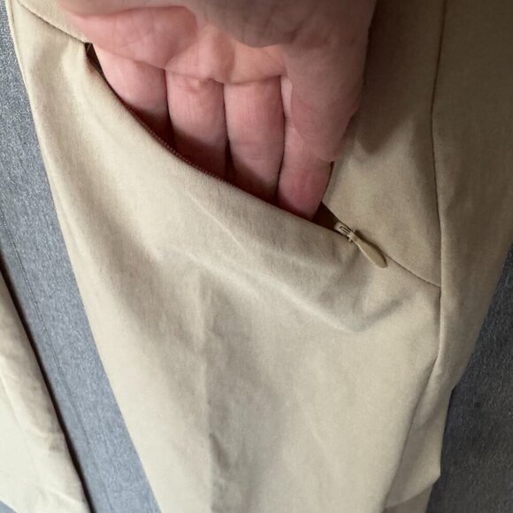 Athleta Dipper Tan Multi Pocket Cargo UPF 50 Low Rise Flare Leg Hiking Pants - Picture 5 of 17